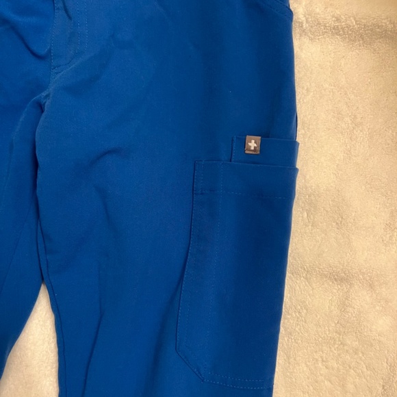 Figs Yola Skinny Scrub Pant - Picture 5 of 5